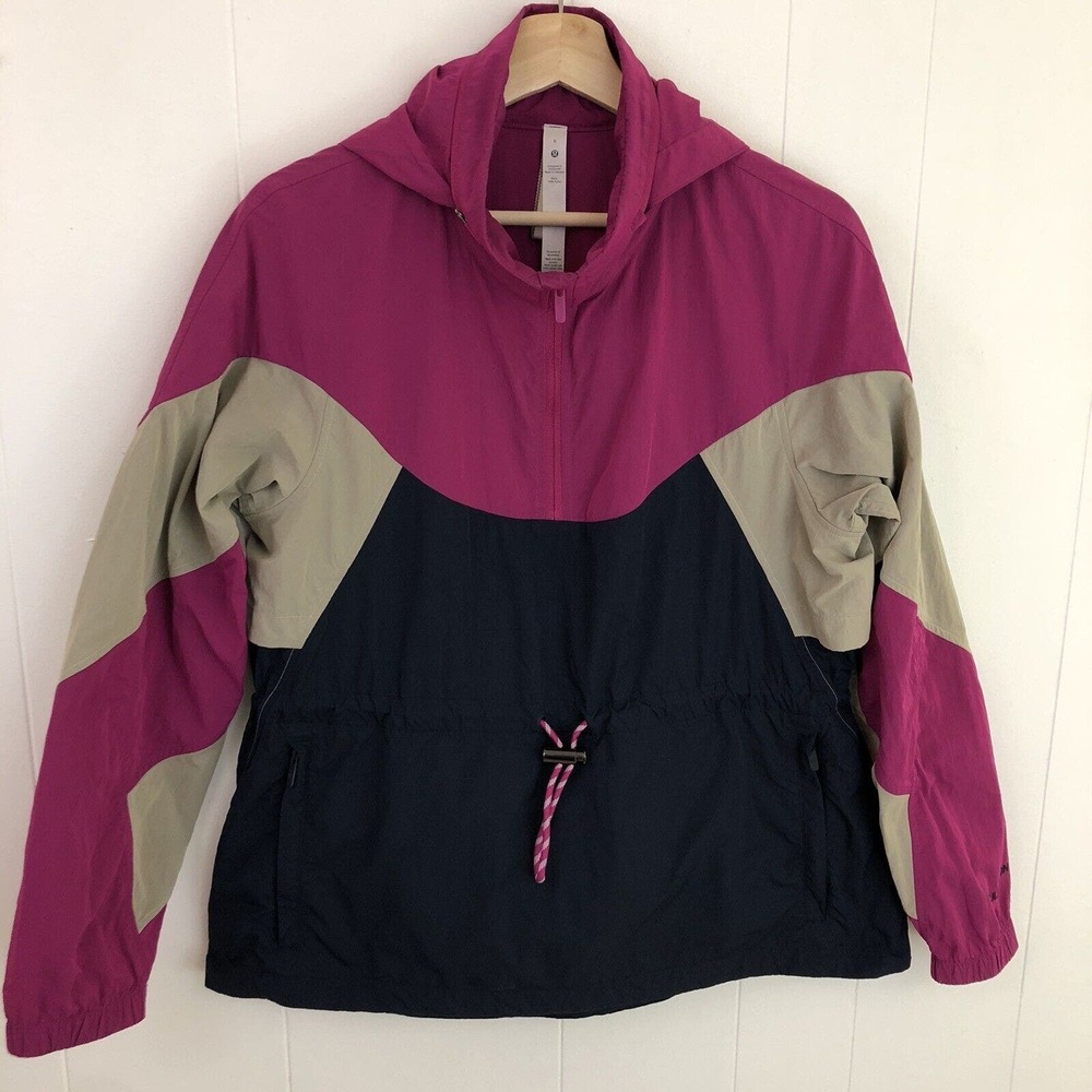 NWOT Lululemon Windbreaker Jacket Evergreen‎ Anorak Raspberry Size 6 Packable
